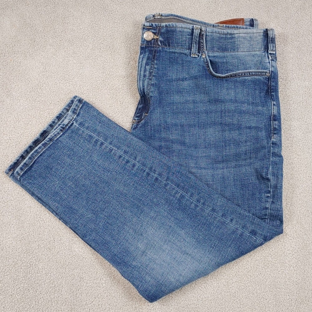 Lee Extreme Motion MVP Jeans - Men 44x27 Blue Straight Fit Tapered Leg Denim